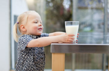 Уход за детьми :: Симптомы аллергии на молоко у ребенка, фото, диагностика и лечение. Как отличить от лактазной недостаточности