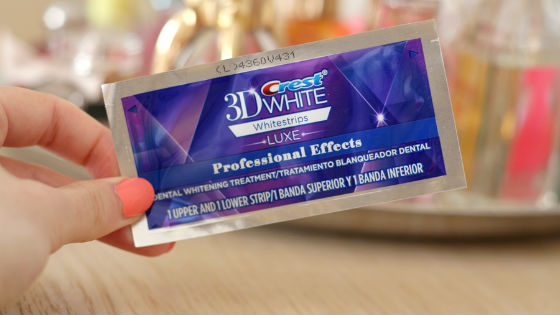 Отбеливающие полоски Crest 3d White Whitestrips удобны в использовании