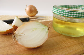 Лечение кашля смесью лука с медом